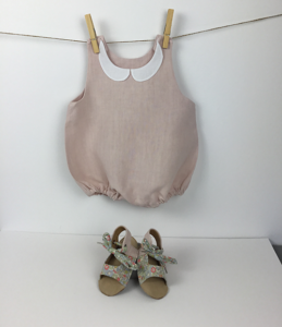 Barboteuse et sandale par Mathilde coud pour L