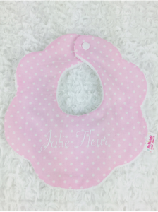 Bavoir fleur par Mathilde coud pour L