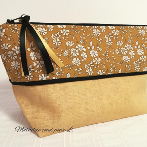 Trousse de toilette ocre par Mathilde coud pour L